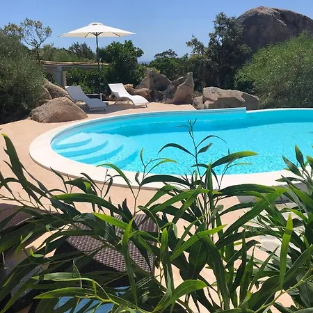 4 Bedrooms With Sea View Private Pool And Enclosed Garden At Cala Ginepro 5 Km Away From The *