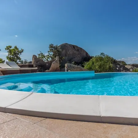 4 Bedrooms With Sea View Private Pool And Enclosed Garden At Cala Ginepro 5 Km Away From The * Monte Petrosu