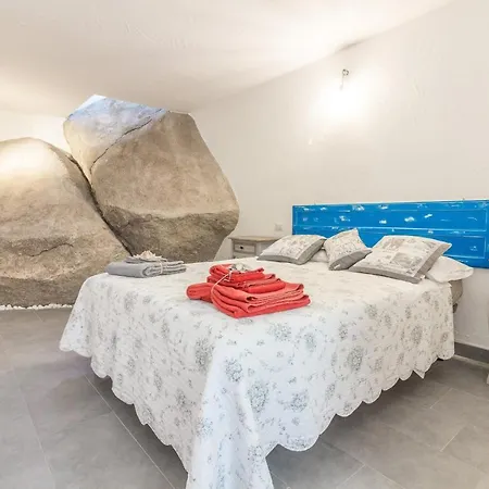 4 Bedrooms With Sea View Private Pool And Enclosed Garden At Cala Ginepro 5 Km Away From The Monte Petrosu