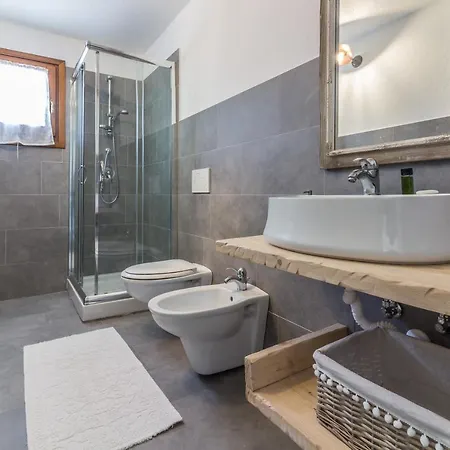 4 Bedrooms With Sea View Private Pool And Enclosed Garden At Cala Ginepro 5 Km Away From The Villa Monte Petrosu