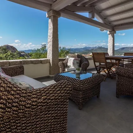 Villa 4 Bedrooms With Sea View Private Pool And Enclosed Garden At Cala Ginepro 5 Km Away From The Monte Petrosu